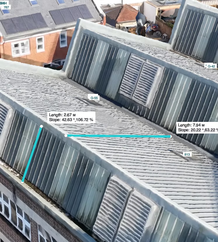 Slope measurements on a pitched roof with length and gradient annotations