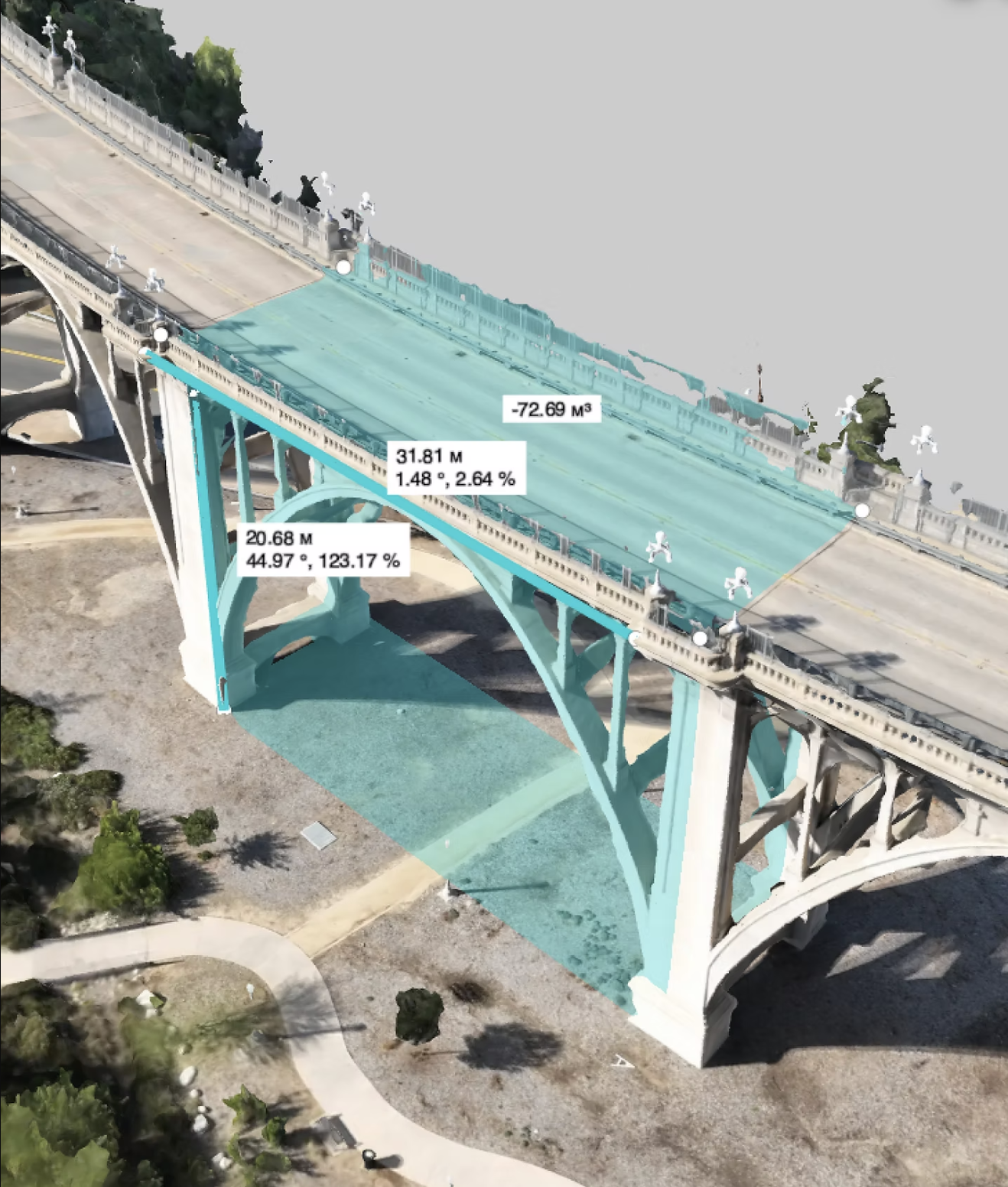 3D bridge model with measurement annotations